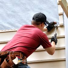 How To Choose The Right Materials for Your Siding Installation in 'Sanford, ME